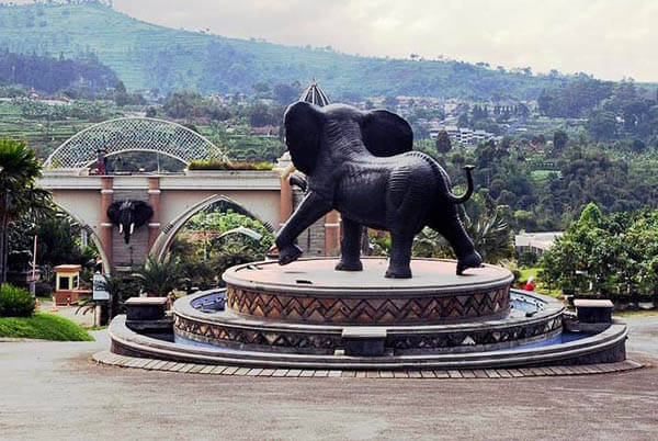 Wisata Kampung Gajah Bandung