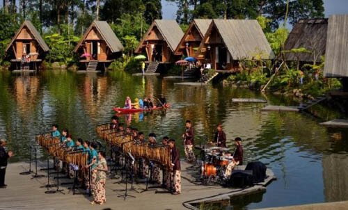 Wisata-Dusun-Bambu