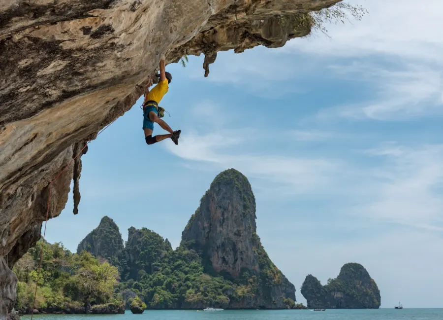rock climbing tebing citatah